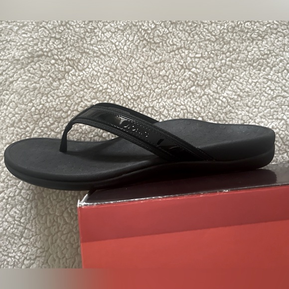 Vionic Tide II size 8 - Picture 4 of 6